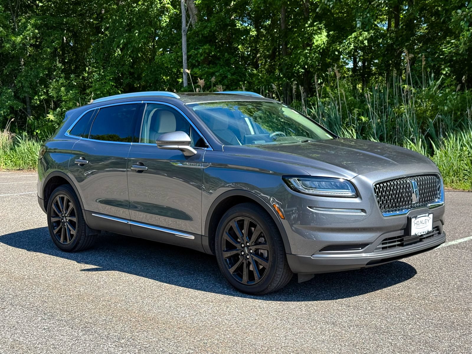 Used 2023 Lincoln Nautilus Reserve w/ Monochromatic Package