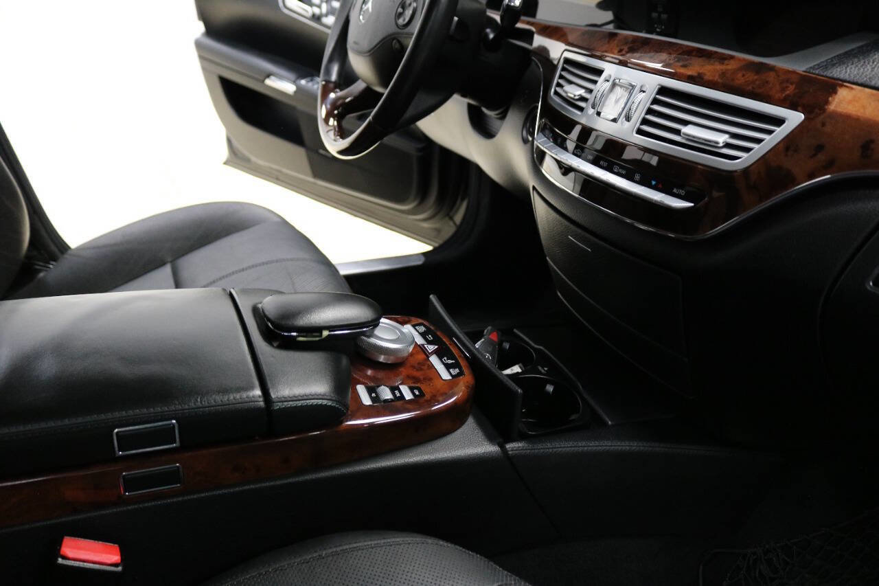 2007 Mercedes-Benz S 550