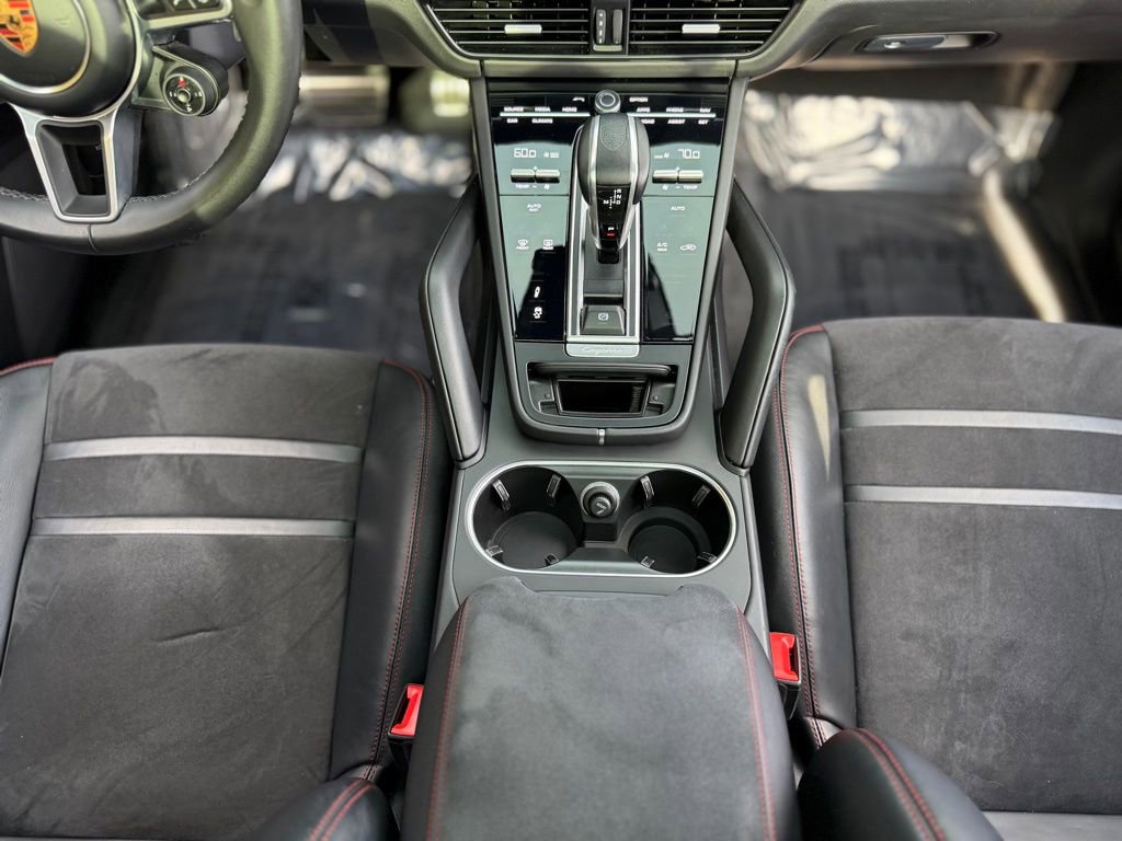 2023 Porsche Cayenne GTS