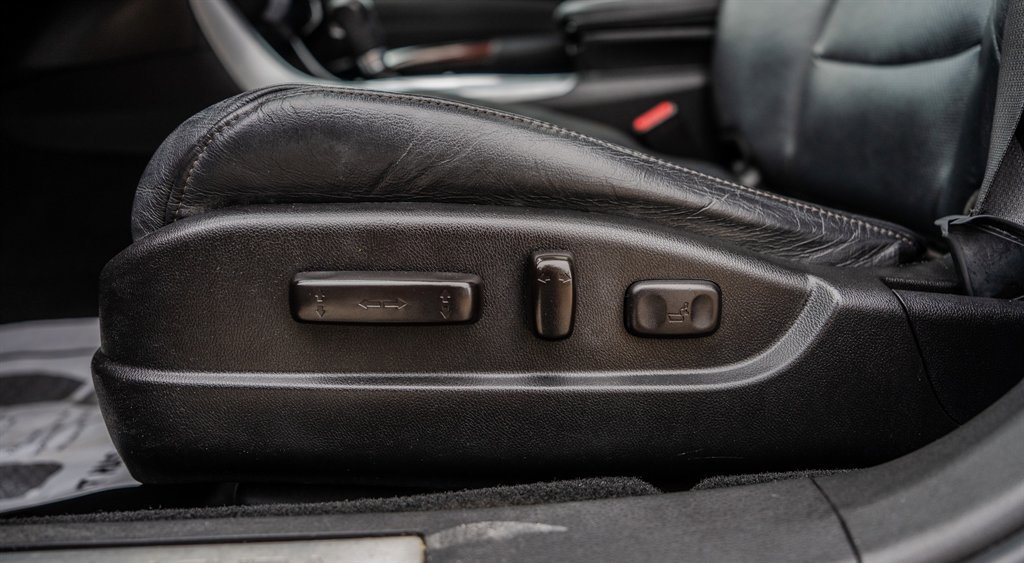 2017 Acura TLX w/ Technology Package