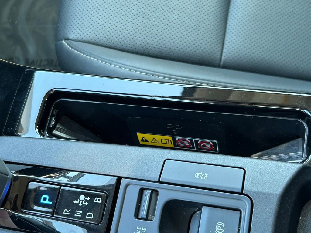 2025 Toyota Prius XLE