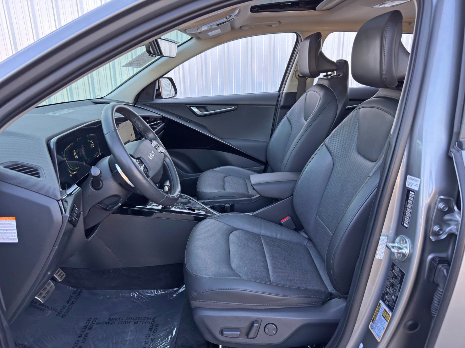 2023 Kia Niro SX Touring