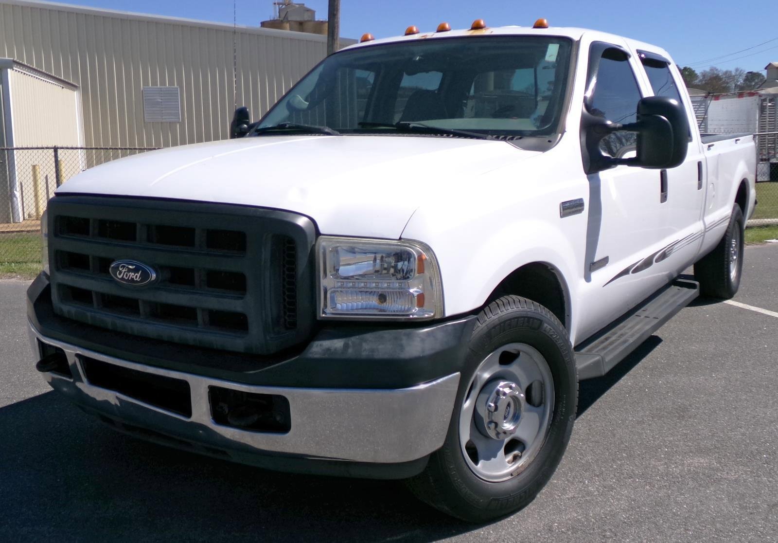 Used 2006 Ford F350 XL