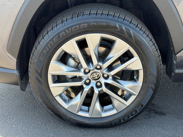 2022 Toyota RAV4 Limited