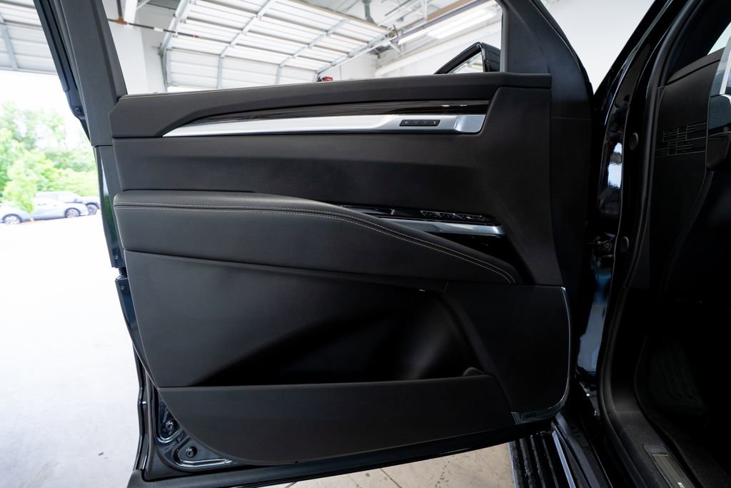 2025 Cadillac Escalade Premium Luxury