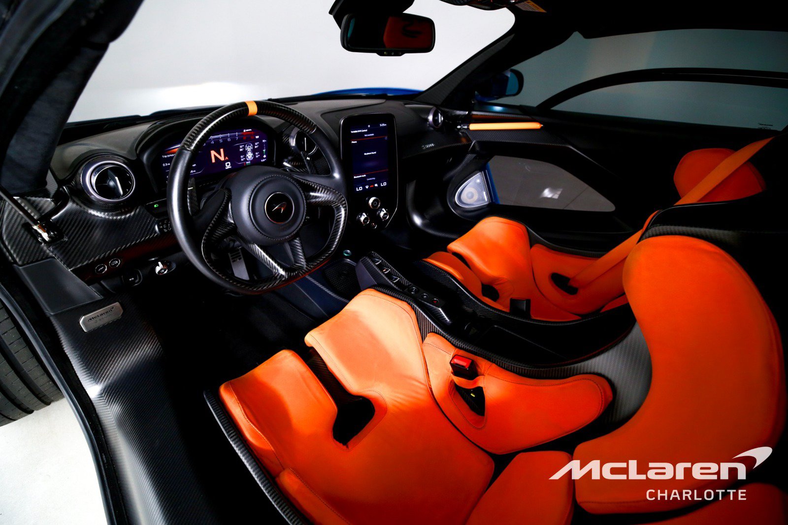Used 2019 McLaren Senna photo 13