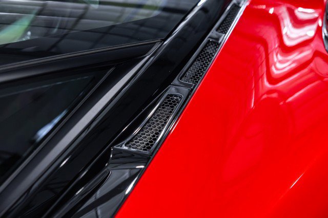 Used 2021 McLaren 765LT photo 33