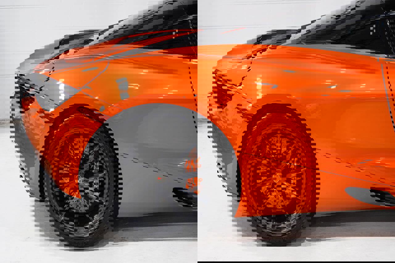 Used 2018 McLaren 720S Performance photo 23