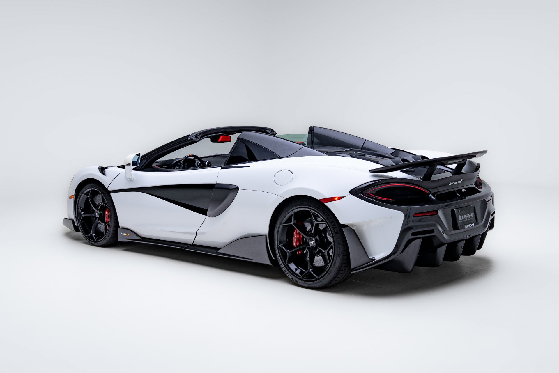 Used 2020 McLaren 600LT Spider photo 9