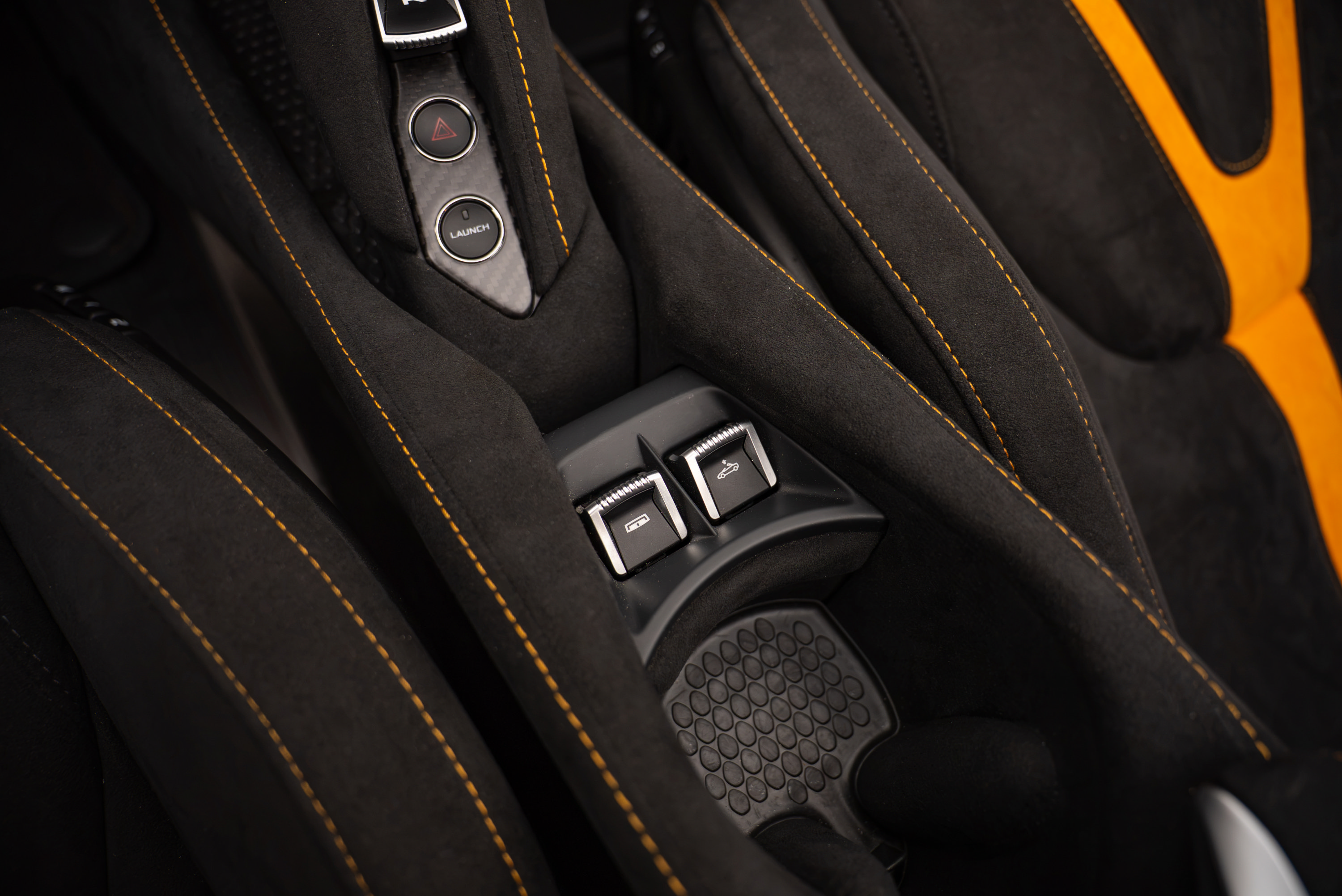 Used 2022 McLaren 765LT photo 23
