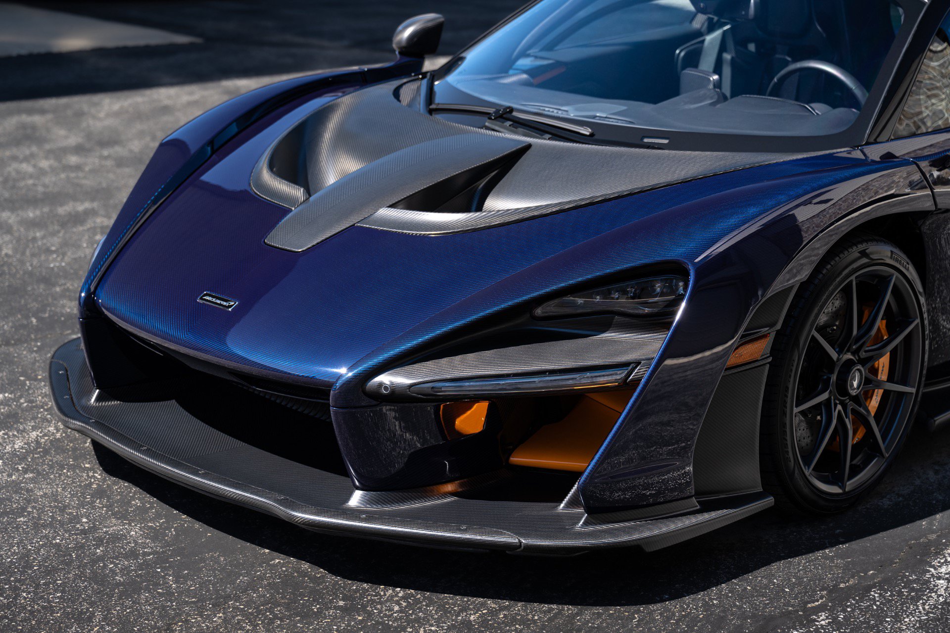 Used 2019 McLaren Senna photo 14