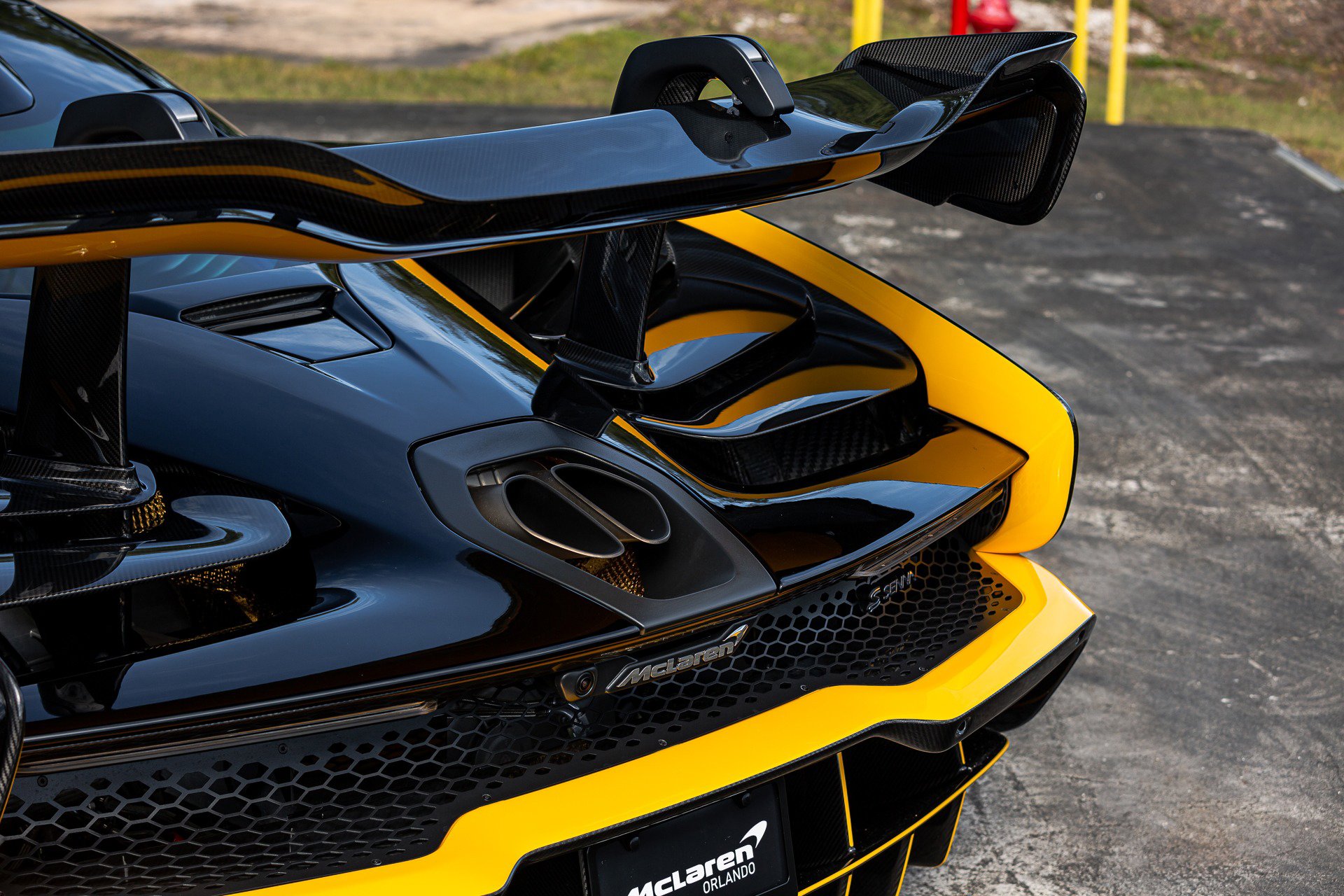 Used 2019 McLaren Senna photo 44