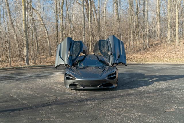Used 2018 McLaren 720S Performance photo 29