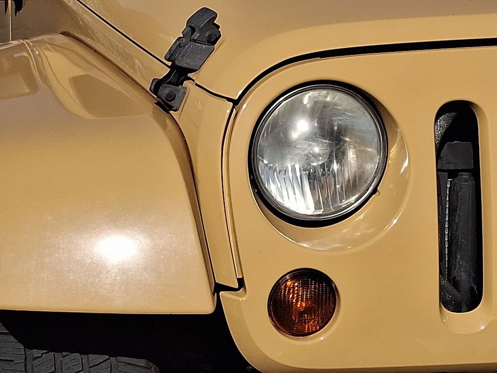 2013 Jeep Wrangler Sahara