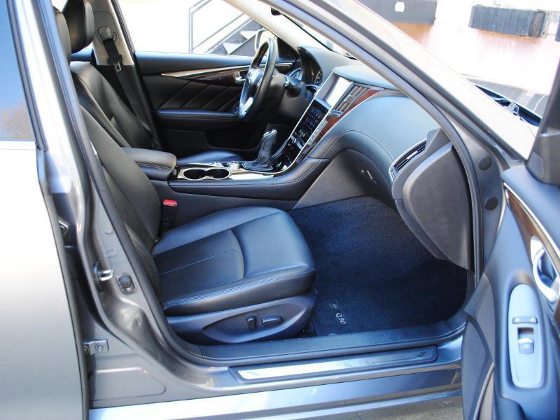 2018 INFINITI Q50 Luxe