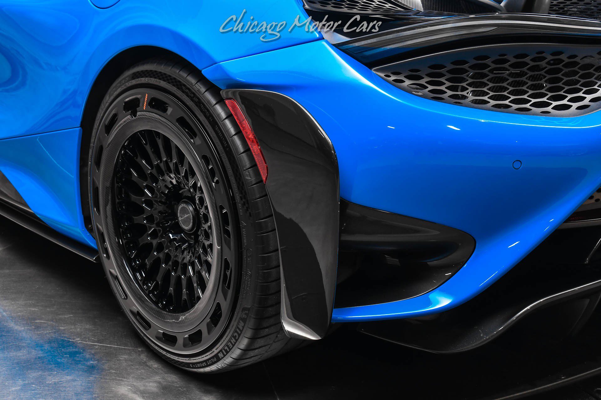 Used 2022 McLaren 765LT photo 45