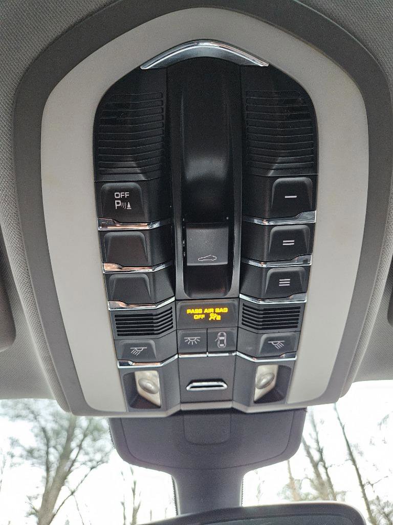 2012 Porsche Panamera 4