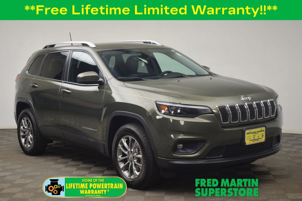 Used 2020 Jeep Cherokee Latitude Plus w/ Comfort/Convenience Group
