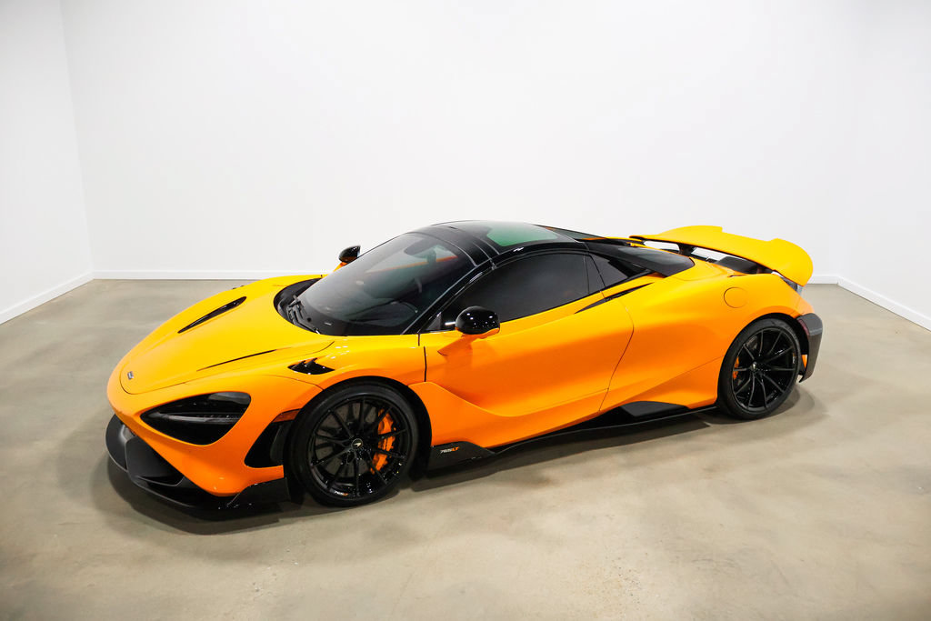 Used 2022 McLaren 765LT photo 16