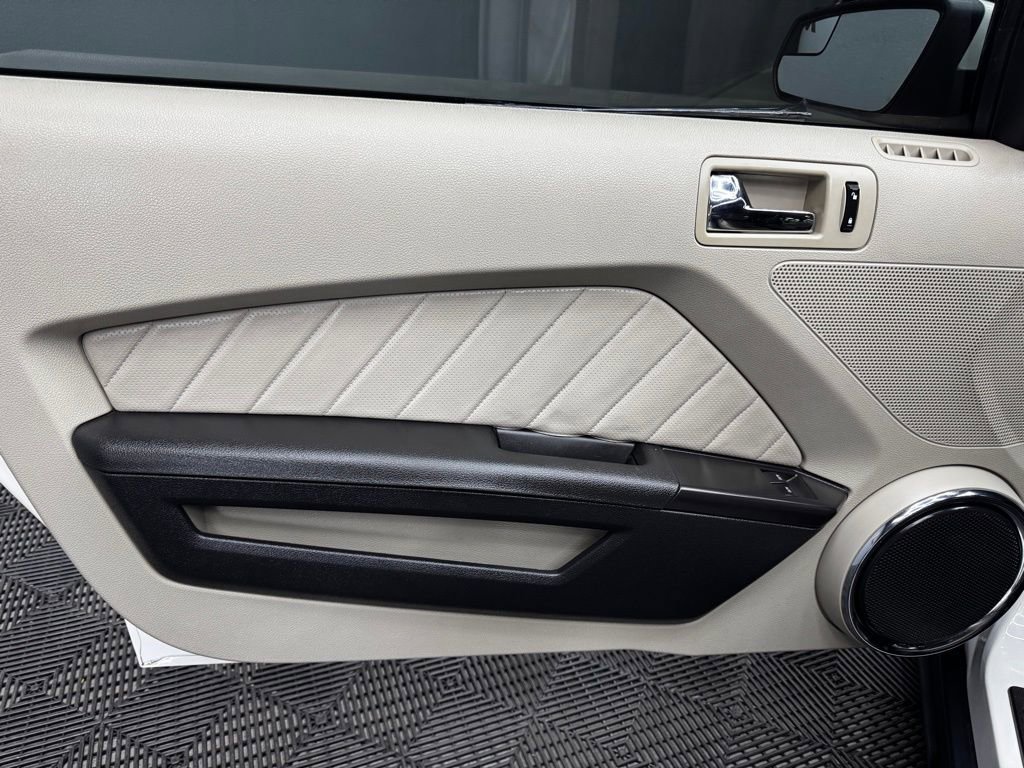 2011 Ford Mustang GT Premium