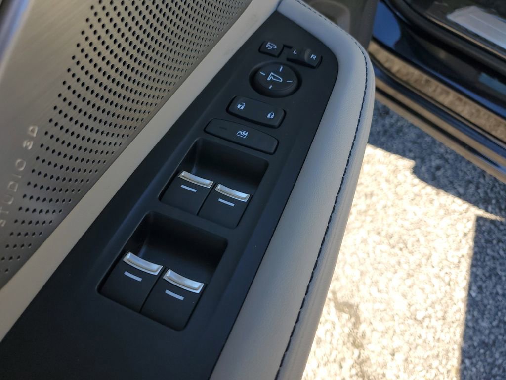 2026 Acura RDX SH-AWD w/ Advance Package