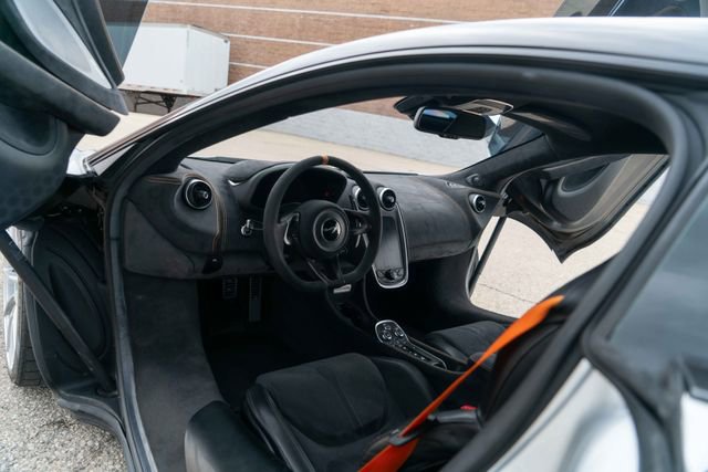 Used 2019 McLaren 600LT photo 33