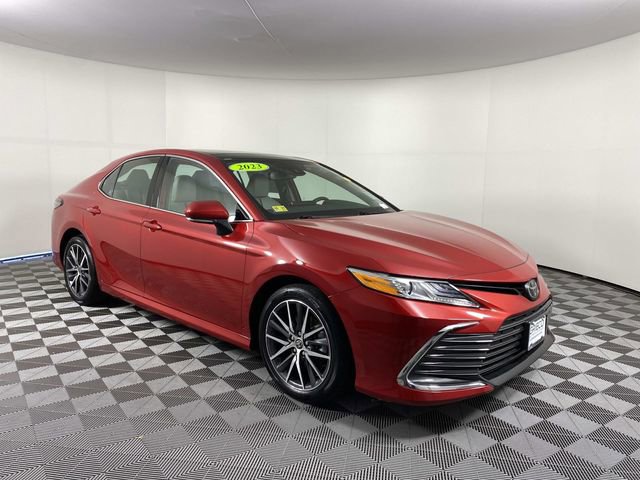 Used 2023 Toyota Camry XLE w/ Cold Weather Package