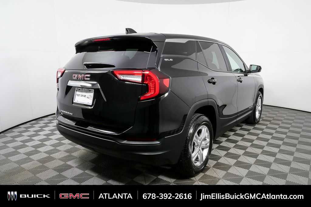 2024 GMC Terrain SLE