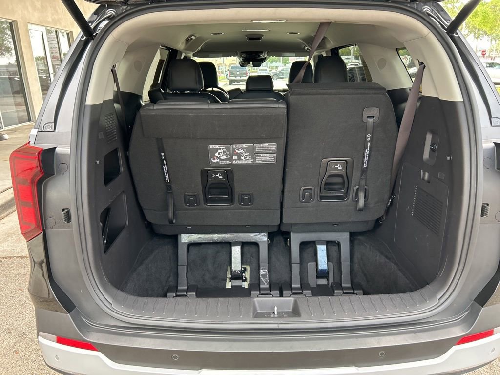 2025 Kia Carnival EX