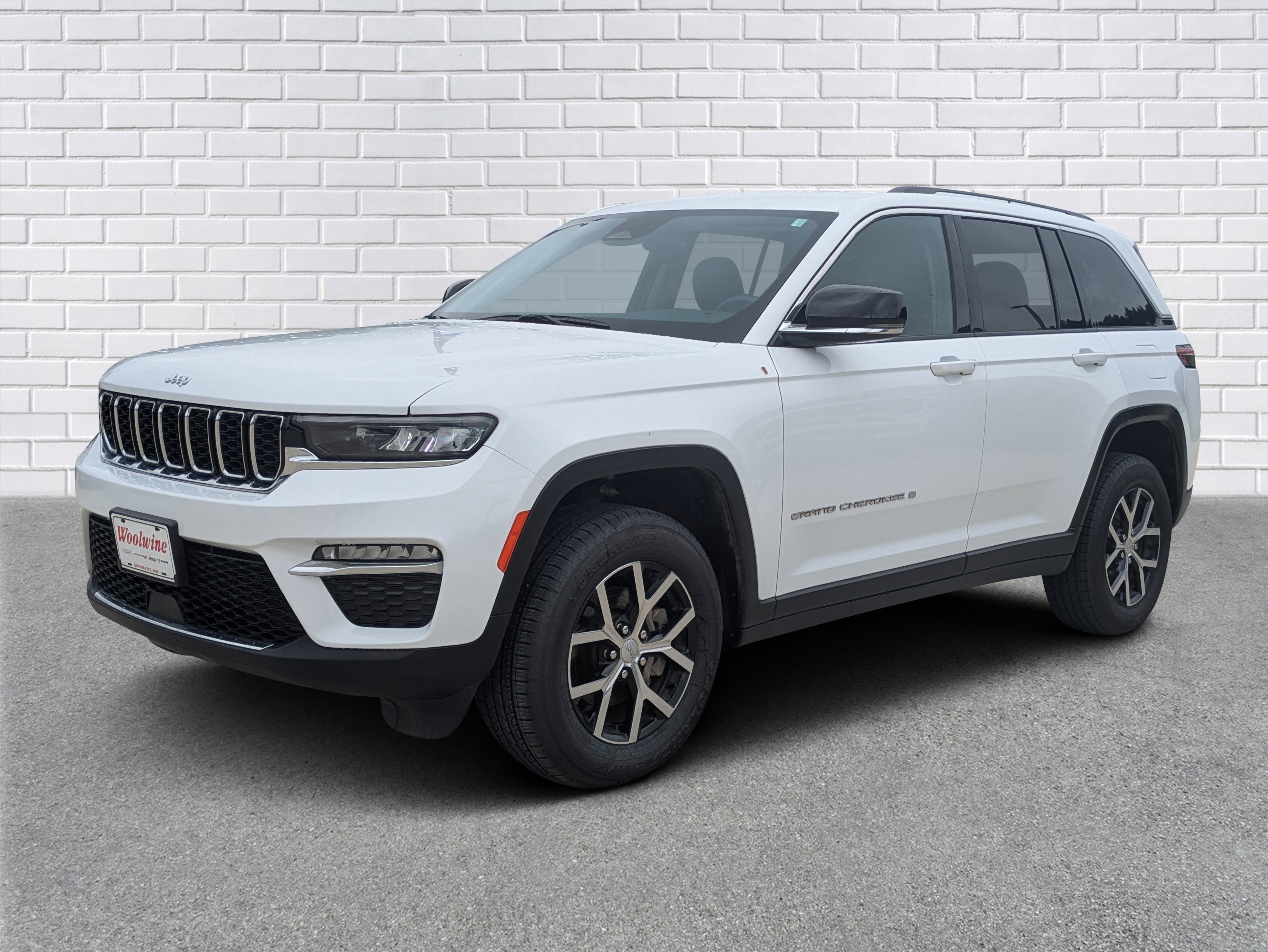 Used 2023 Jeep Grand Cherokee Limited
