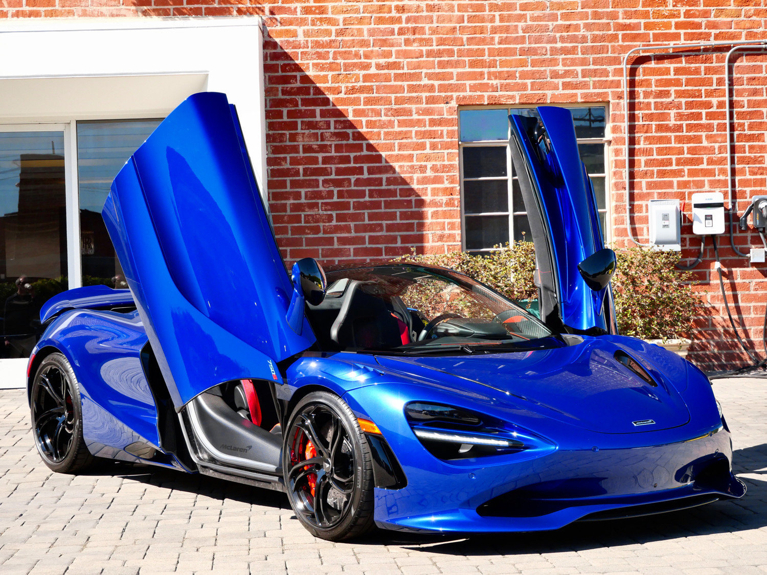 Used 2024 McLaren 750S Spider photo 17