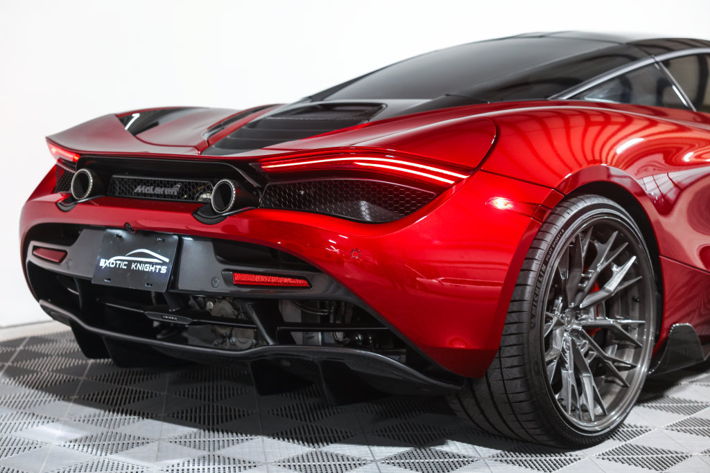 Used 2019 McLaren 720S Performance photo 9