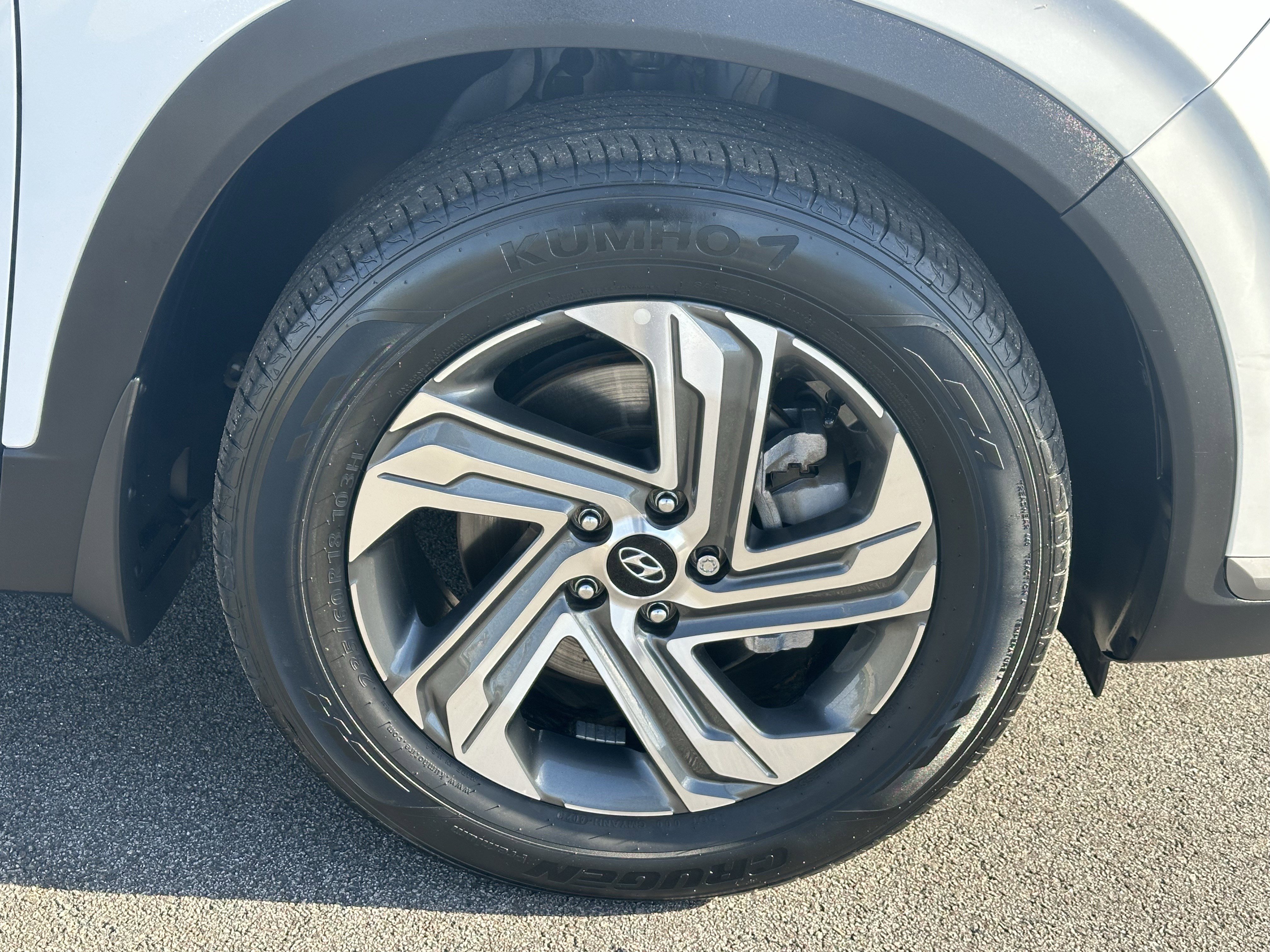 2023 Hyundai Santa Fe SE