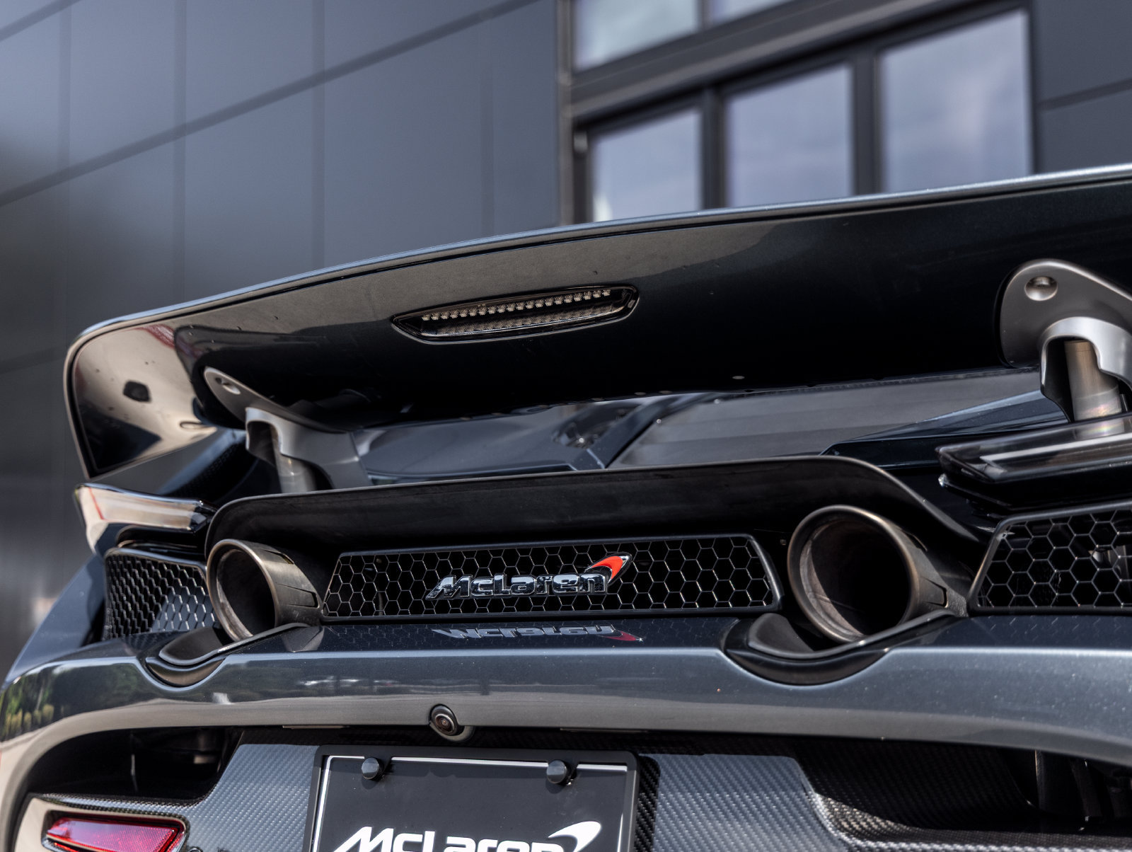 Used 2018 McLaren 720S photo 13