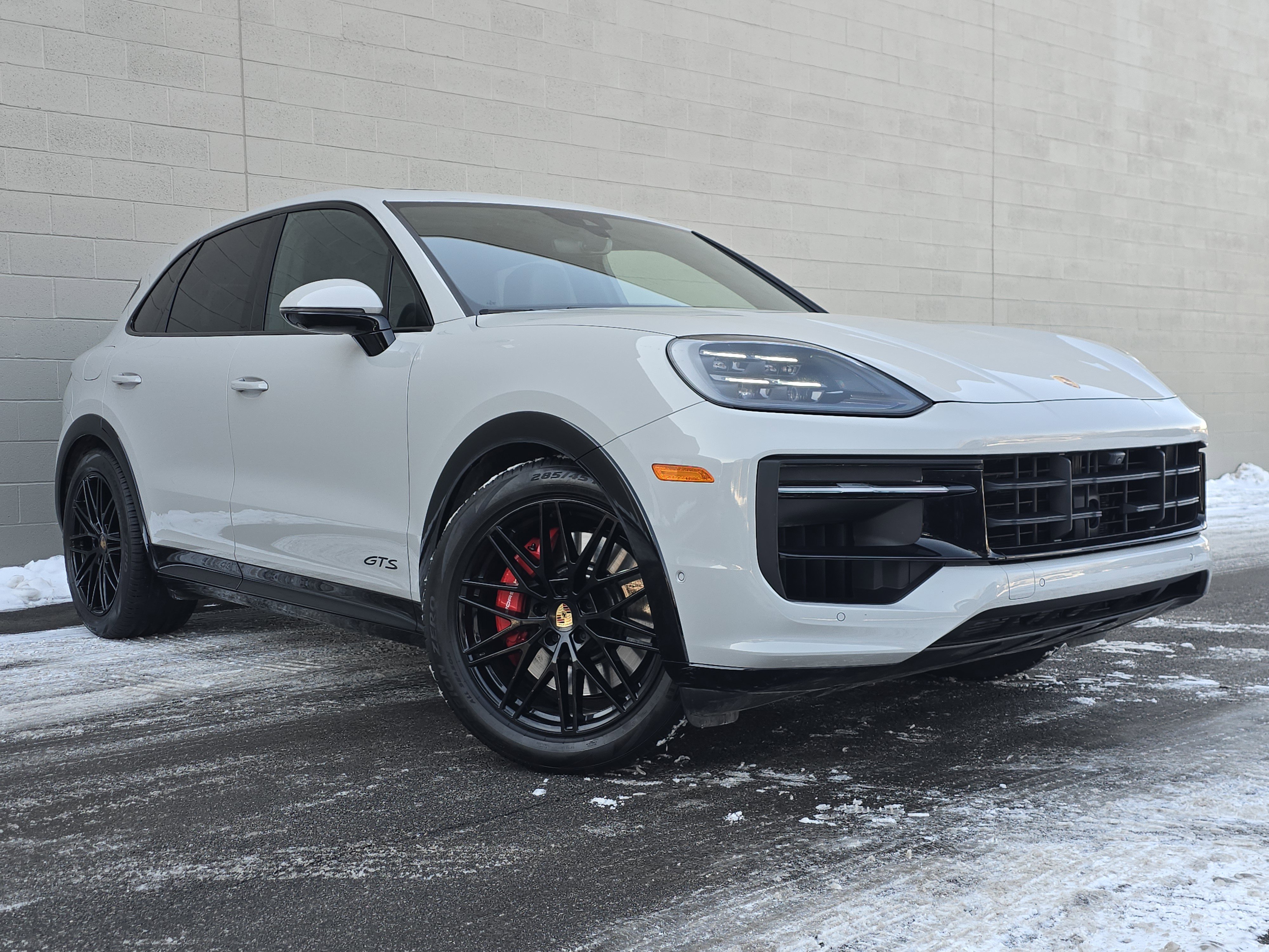 2025 Porsche Cayenne GTS