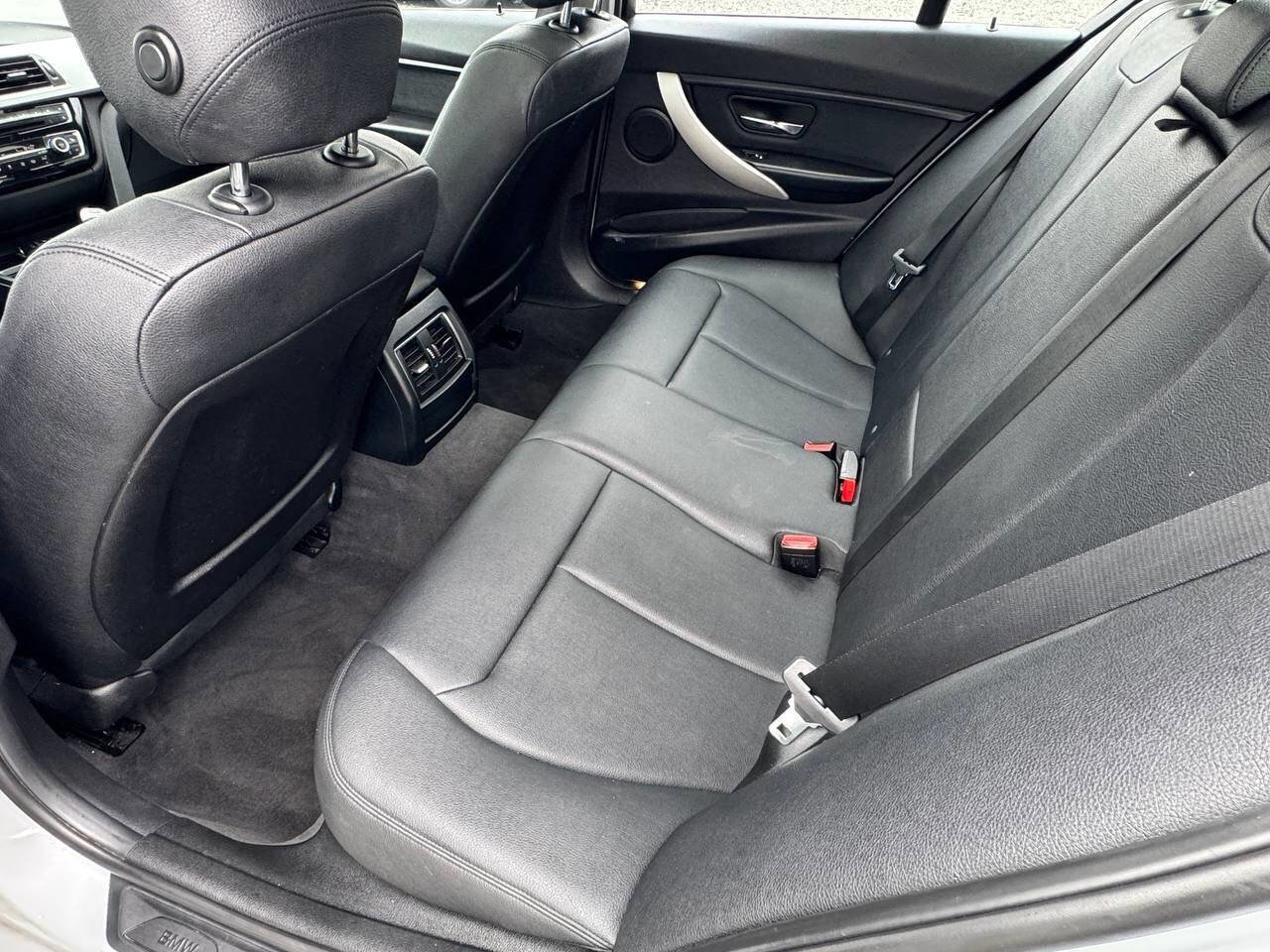 2016 BMW 320i xDrive Sedan