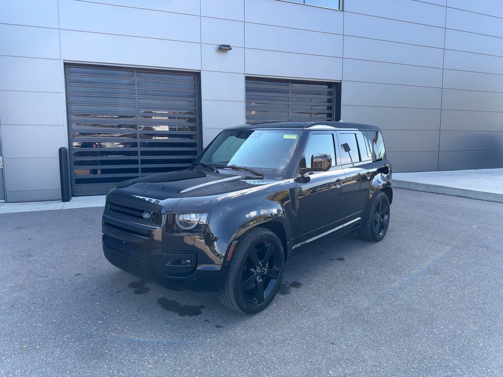 2025 Land Rover Defender P525 V8