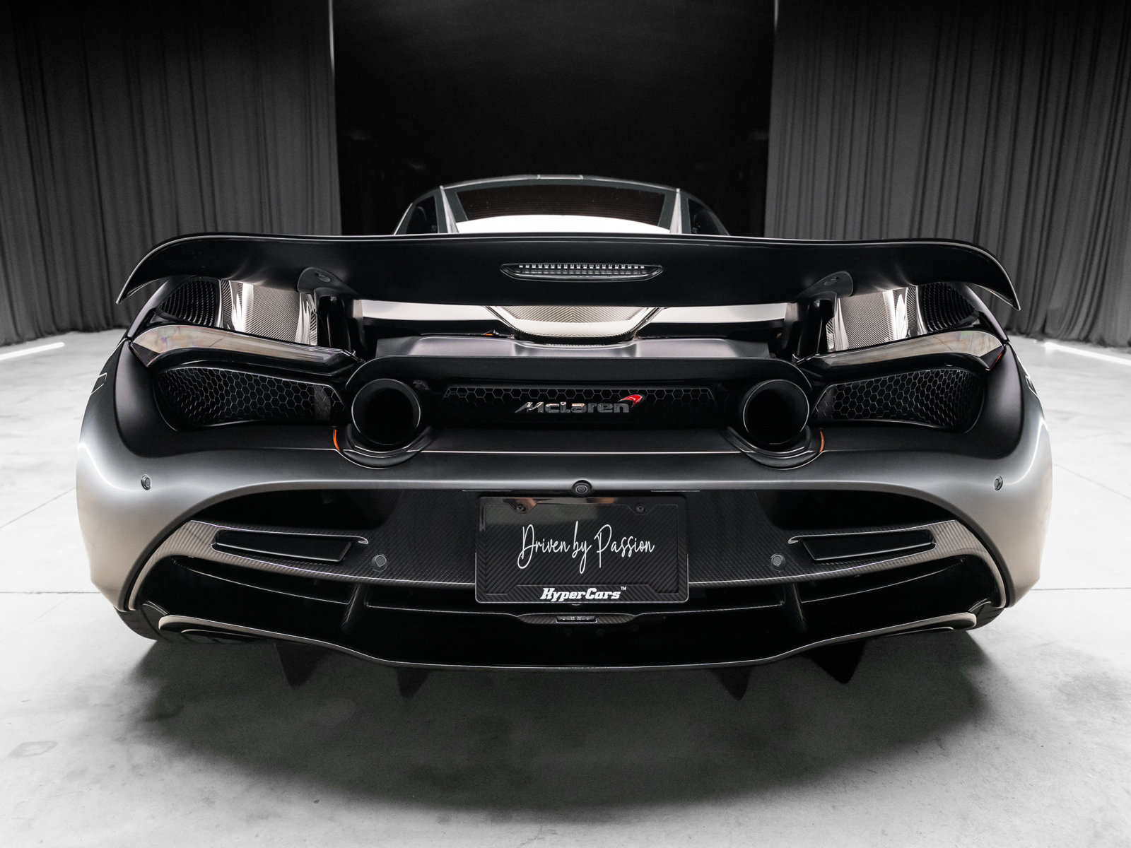Used 2018 McLaren 720S photo 35