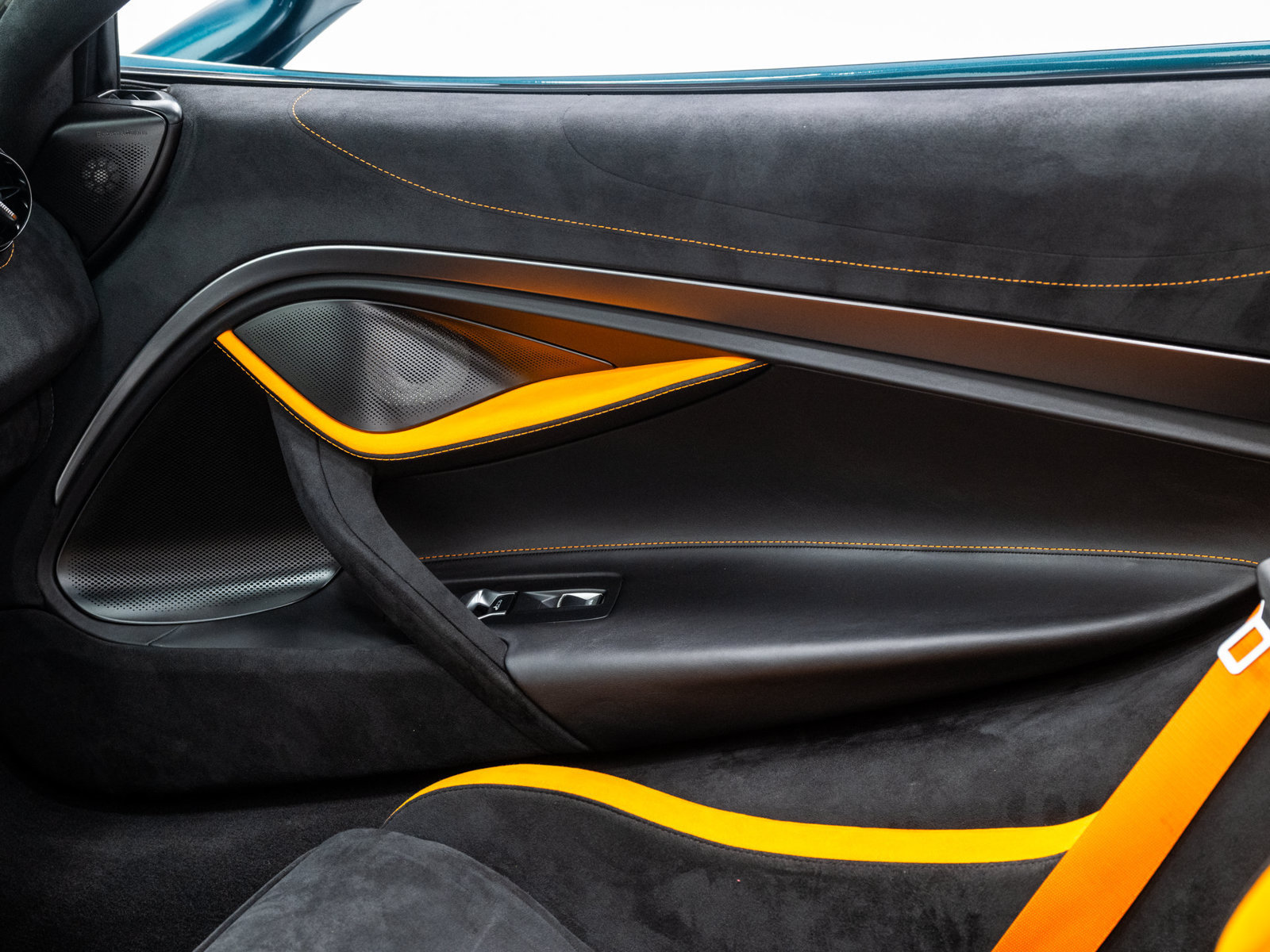 Used 2024 McLaren 750S Spider photo 32