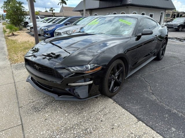 2021 Ford Mustang EcoBoost
