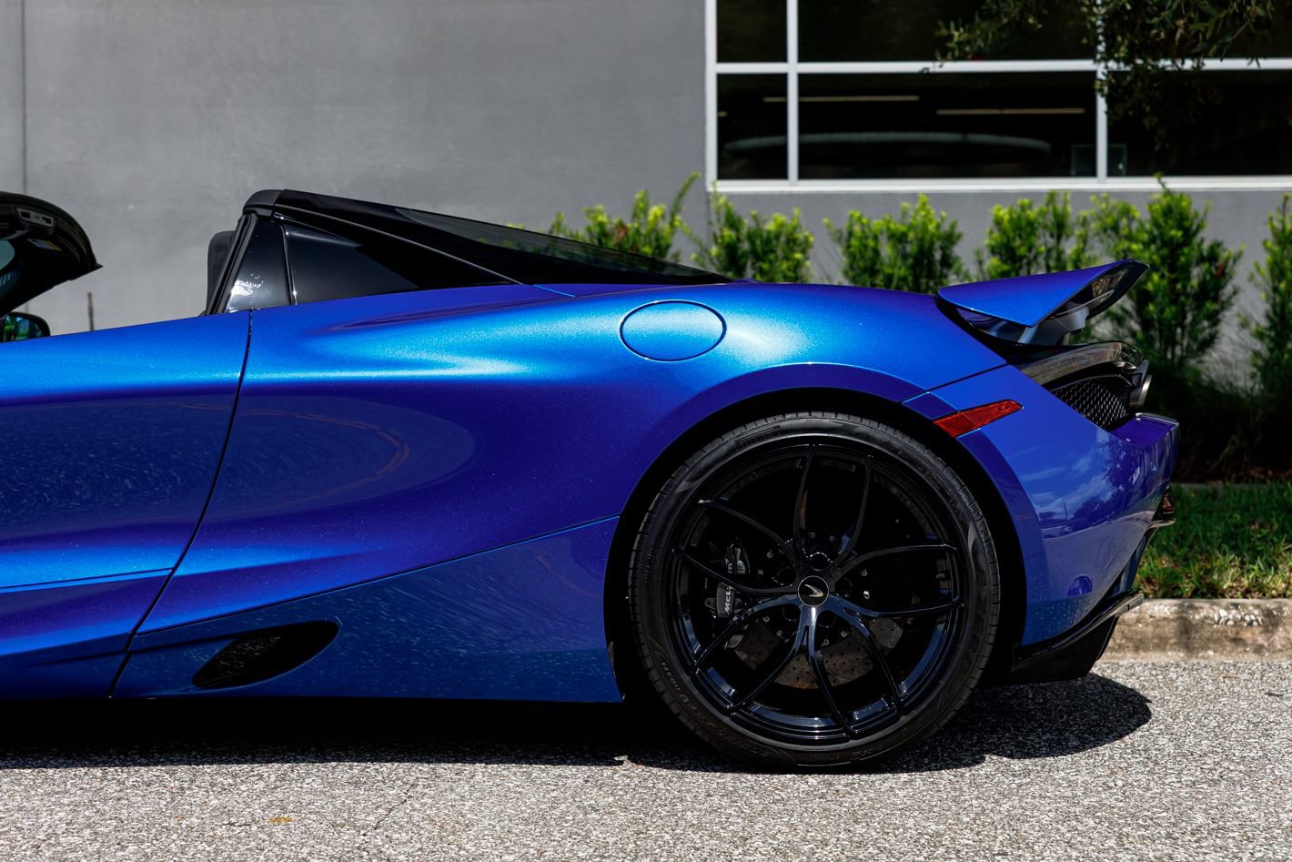 Used 2022 McLaren 720S Luxury photo 35