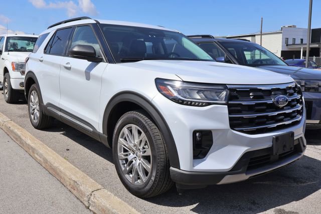 Used 2025 Ford Explorer Active w/ Active Comfort Package