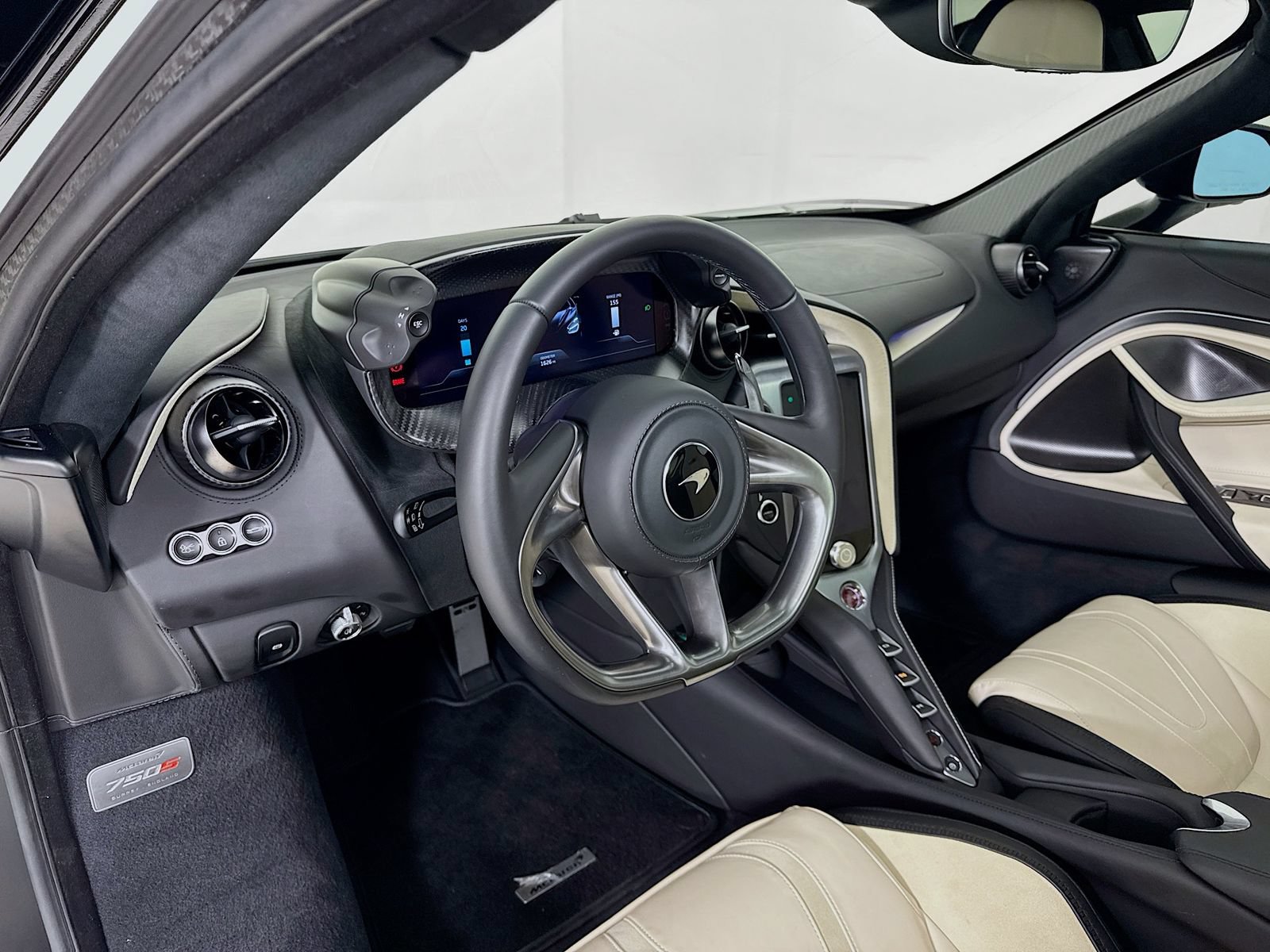 Used 2024 McLaren 750S photo 10