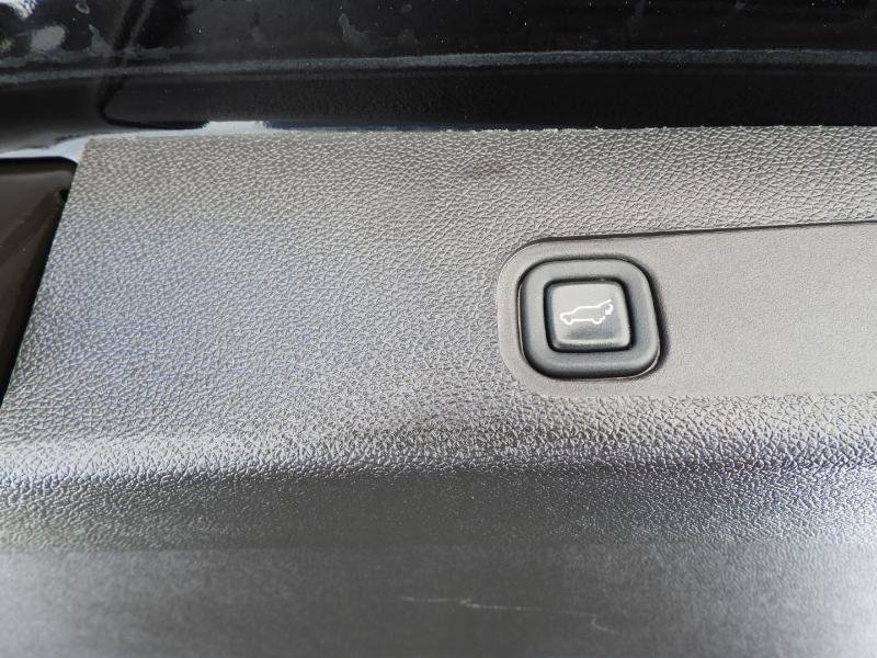 2013 Cadillac Escalade Luxury