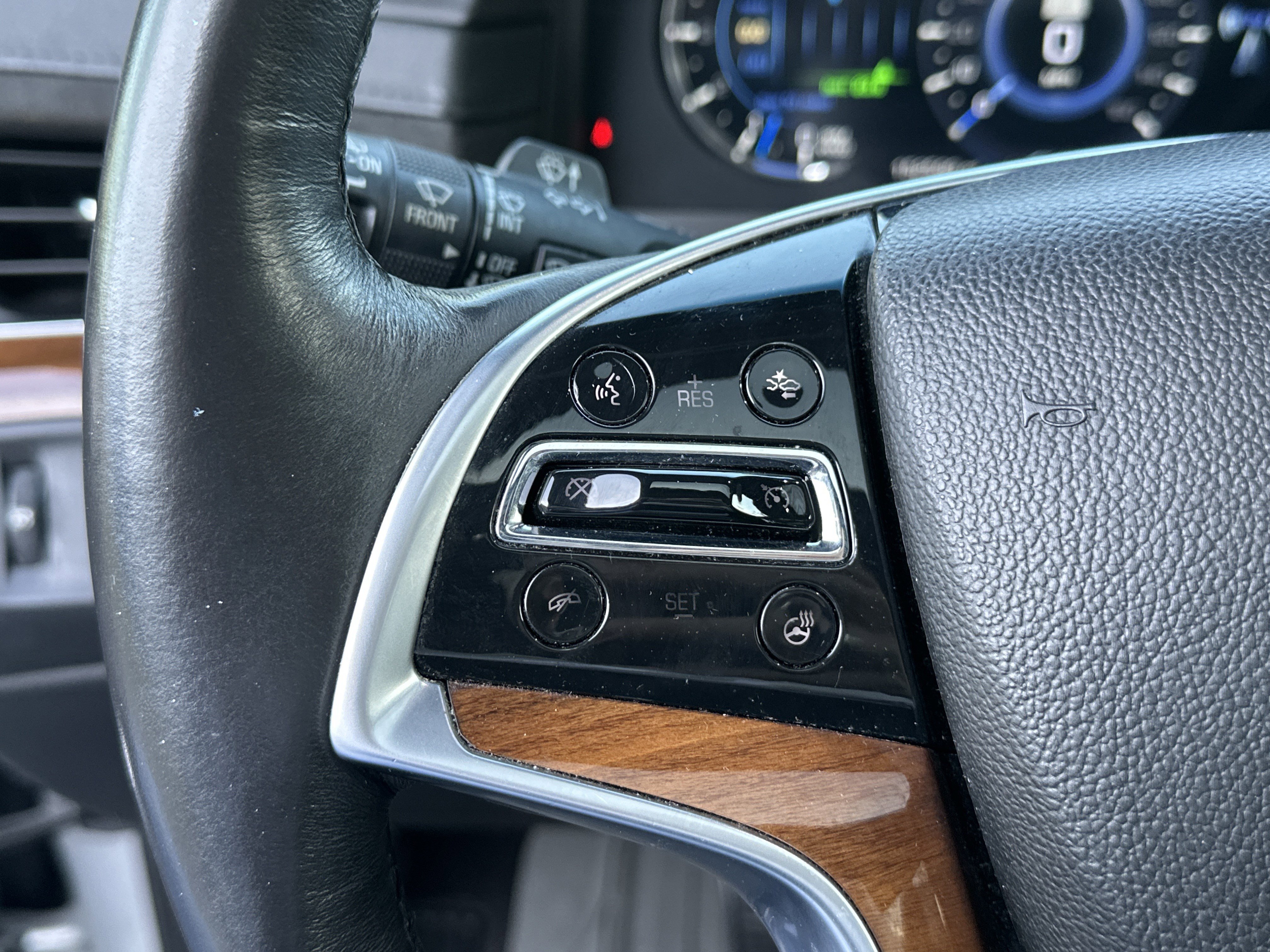 2017 Cadillac Escalade Luxury