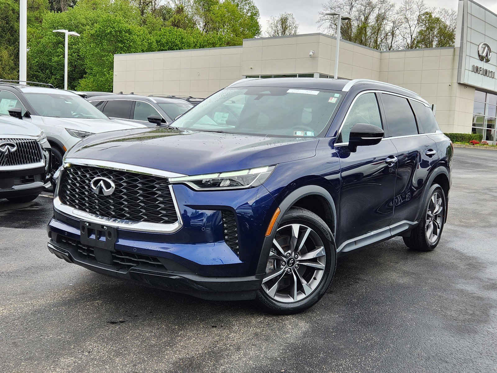 Certified 2023 INFINITI QX60 Luxe w/ Performance Audio Package