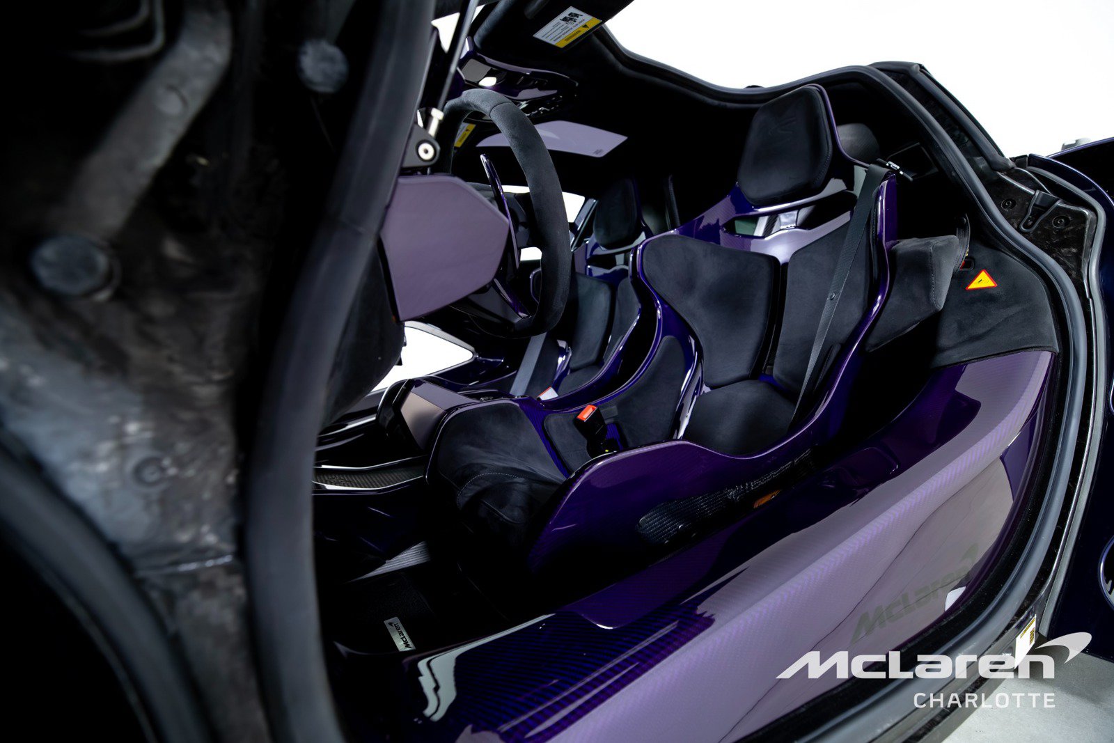Used 2019 McLaren Senna photo 12