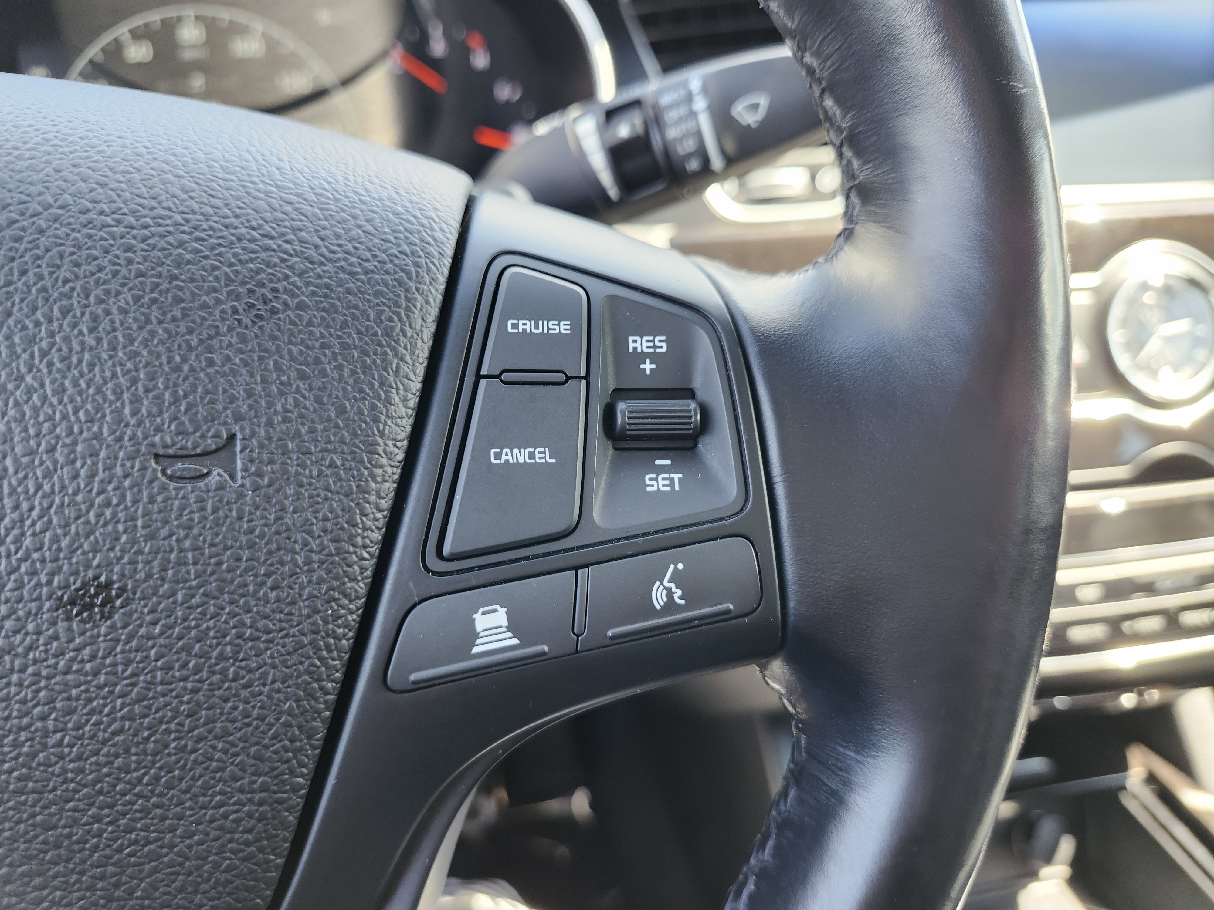 2015 Kia Cadenza Limited