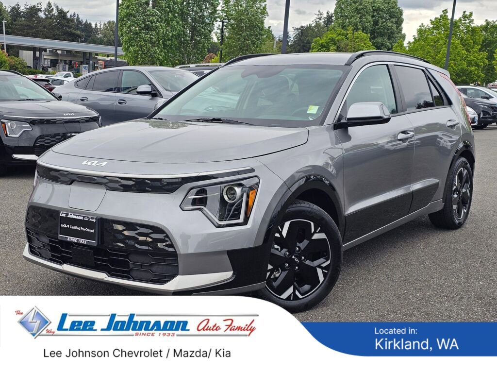 Certified 2023 Kia Niro Wind