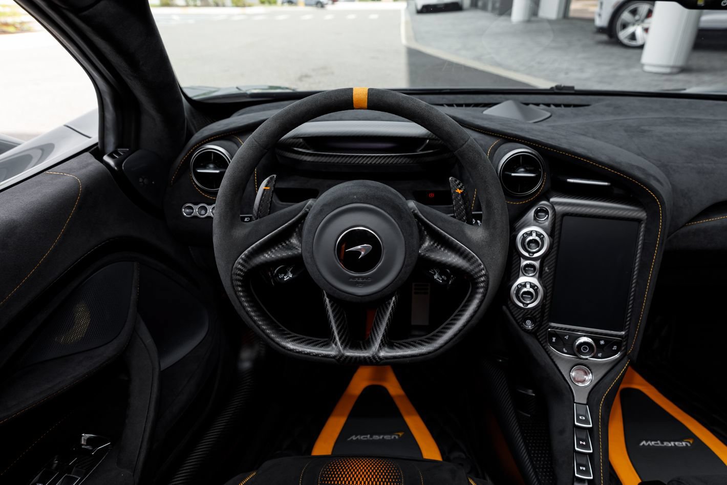 Used 2022 McLaren 765LT photo 65